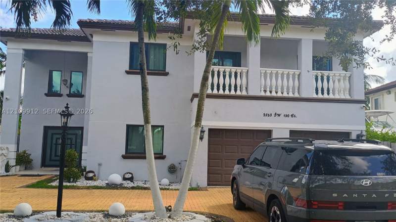 5 bedroom SingleFamilyResidence at 3253 SW 150 Ct, Kayla S Place, Miami — photo 2