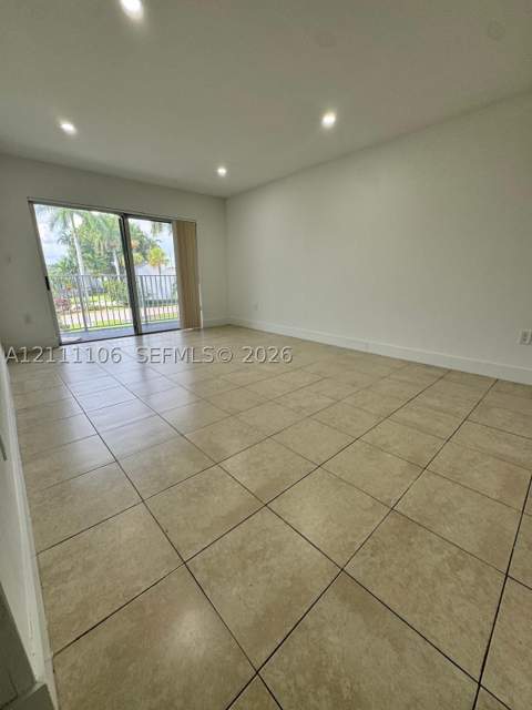 4900 NW 79th Ave 206, Doral FL - photo 10 of 17