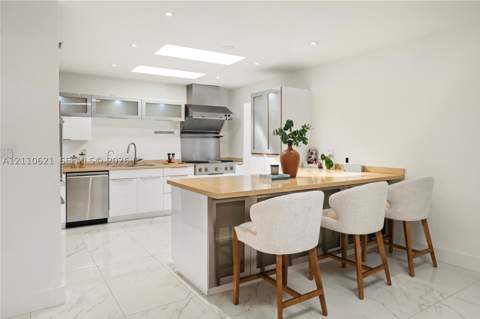 1777 Daytonia Rd, Miami Beach FL - photo 19 of 38