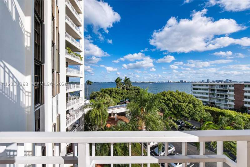2 bedroom Condominium at 4000 Towerside Ter 604, The Towers Of Quayside Co, Miami — photo 4
