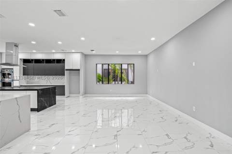 19363 SW 79th Ave, Cutler Bay FL - photo 10 of 76