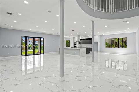 19363 SW 79th Ave, Cutler Bay FL - photo 6 of 76