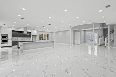 19363 SW 79th Ave, Cutler Bay FL - photo 8 of 76