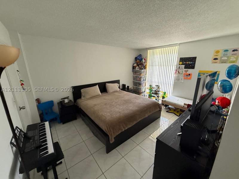 1 bedroom Condominium at 210 172nd St 529, Avila South Condo, Sunny Isles Beach — photo 2