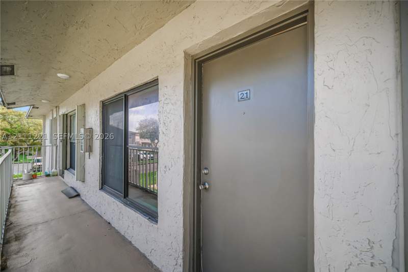 2 bedroom Condominium at 15316 SW 72nd St 19-21, Rozland Condo, Miami — photo 3