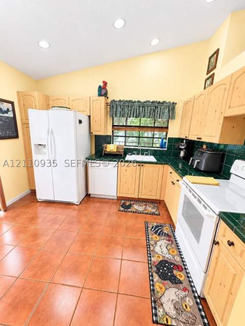 3530 Magellan Cir 618, Aventura FL - photo 7 of 24