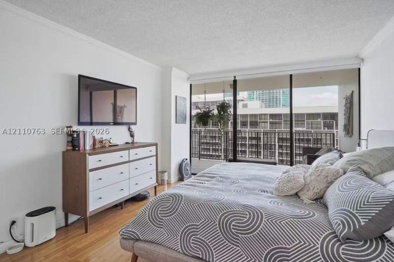 1 bedroom Condominium at 1901 Brickell Ave B1706, Brickell Place Condo, Miami — photo 2