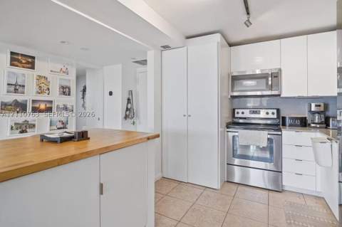 1901 Brickell Ave B1706, Miami FL - photo 6 of 13