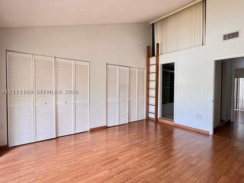 10068 SW 77th Ct, Miami FL - photo 9 of 12
