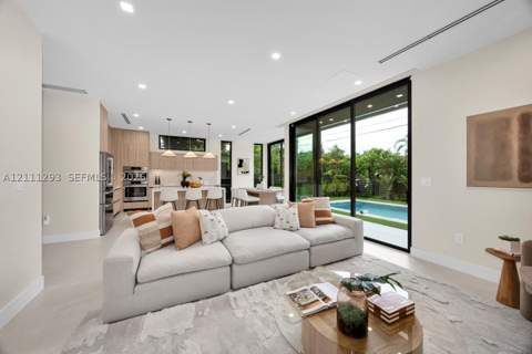 5765 SW 47th St, Miami FL - photo 13 of 49