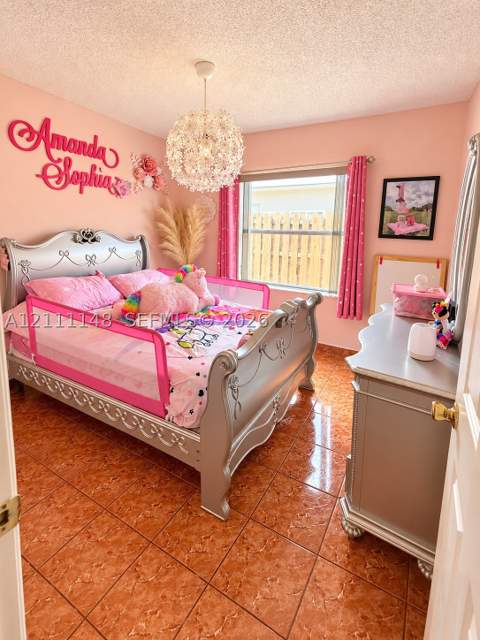 8110 SW 157th Ct, Miami FL - photo 7 of 19
