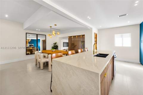 862 NE 82nd St, Miami FL - photo 14 of 46