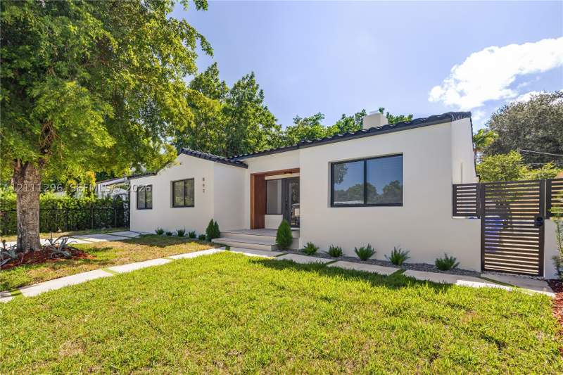 5 bedroom SingleFamilyResidence at 862 NE 82nd St, Shorecrest, Miami — photo 4