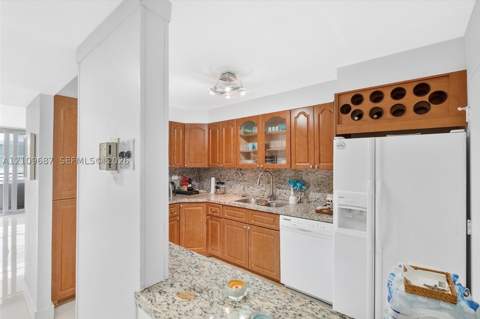5555 Collins Ave 5C, Miami Beach FL - photo 11 of 36