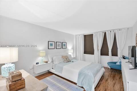 5555 Collins Ave 5C, Miami Beach FL - photo 12 of 36