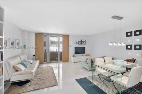 5555 Collins Ave 5C, Miami Beach FL - photo 6 of 36