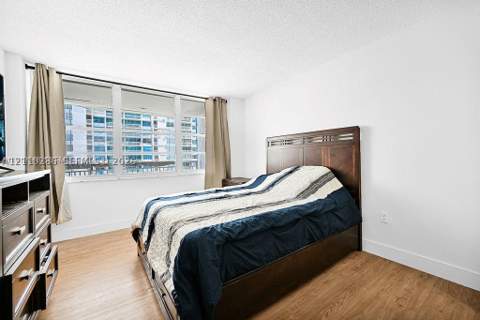 18041 Biscayne Blvd 1201, Aventura FL - photo 12 of 29