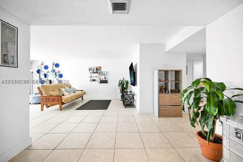 18041 Biscayne Blvd 1201, Aventura FL - photo 17 of 29