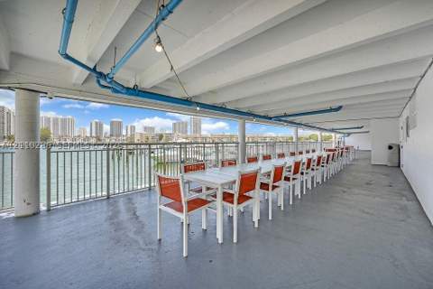 18041 Biscayne Blvd 1201, Aventura FL - photo 20 of 29