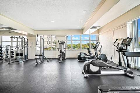 18041 Biscayne Blvd 1201, Aventura FL - photo 21 of 29