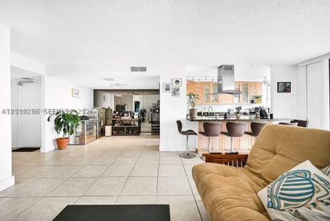 18041 Biscayne Blvd 1201, Aventura FL - photo 6 of 29