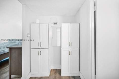 18041 Biscayne Blvd 1201, Aventura FL - photo 9 of 29