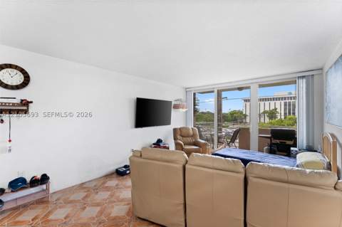 8045 NW 7th St 2402, Miami FL - photo 7 of 17