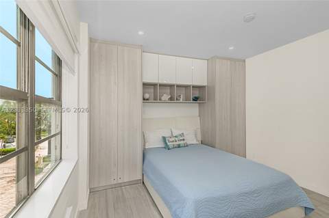 7300 Ocean Ter 313, Miami Beach FL - photo 11 of 17