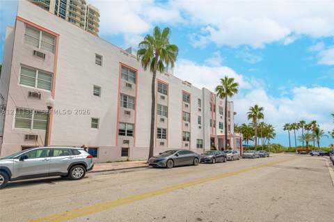 7300 Ocean Ter 313, Miami Beach FL - photo 12 of 17