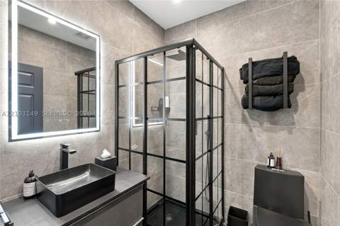 405 W Dilido Dr, Miami Beach FL - photo 16 of 22