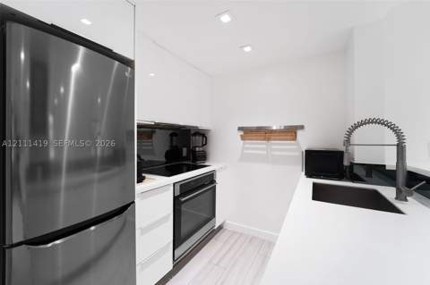1460 Ocean Dr 307, Miami Beach FL - photo 9 of 20