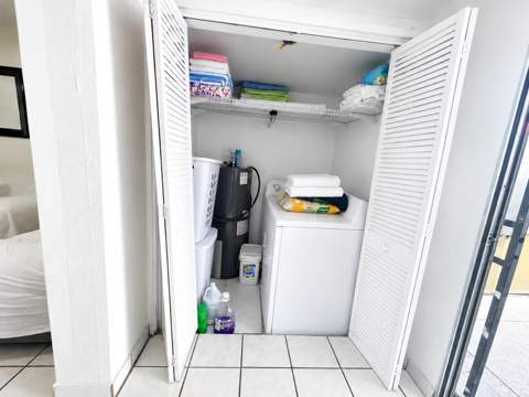 1865 W 68th, Hialeah FL - photo 11 of 15