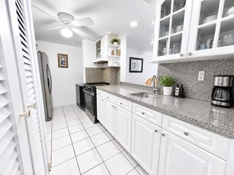 1865 W 68th, Hialeah FL - photo 6 of 15