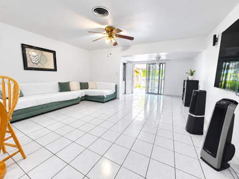 1865 W 68th, Hialeah FL - photo 9 of 15