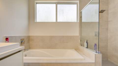 10241 NW 72nd Terrace, Doral FL - photo 19 of 49