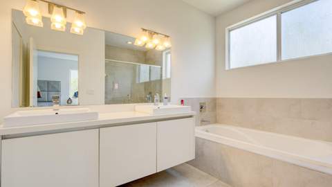 10241 NW 72nd Terrace, Doral FL - photo 20 of 49