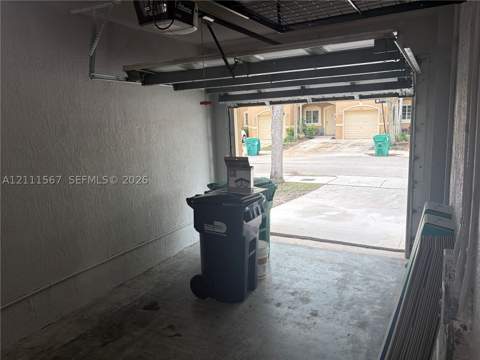 21514 SW 90th Ave, Cutler Bay FL - photo 12 of 23