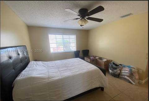21514 SW 90th Ave, Cutler Bay FL - photo 6 of 23