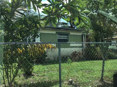 1780 NW 82nd St, Miami FL - photo 7 of 19