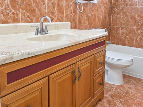 18105 NW 7th Ct, Miami Gardens FL - photo 10 of 16