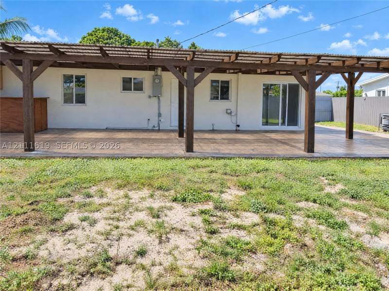 3 bedroom SingleFamilyResidence at 18105 NW 7th Ct, Scott Lake Manor Sec 1, Miami Gardens — photo 5