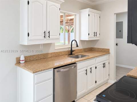 18105 NW 7th Ct, Miami Gardens FL - photo 6 of 16