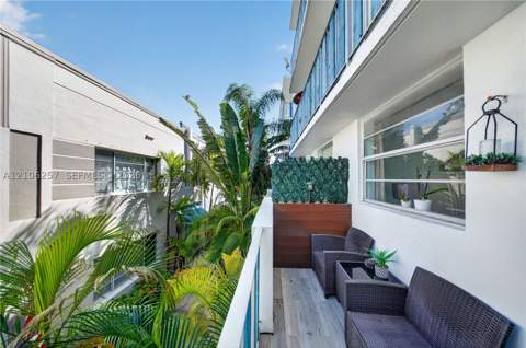 335 Collins 203, Miami Beach FL - photo 10 of 18