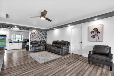 17135 NW 19th Ave, Miami Gardens FL - photo 10 of 45