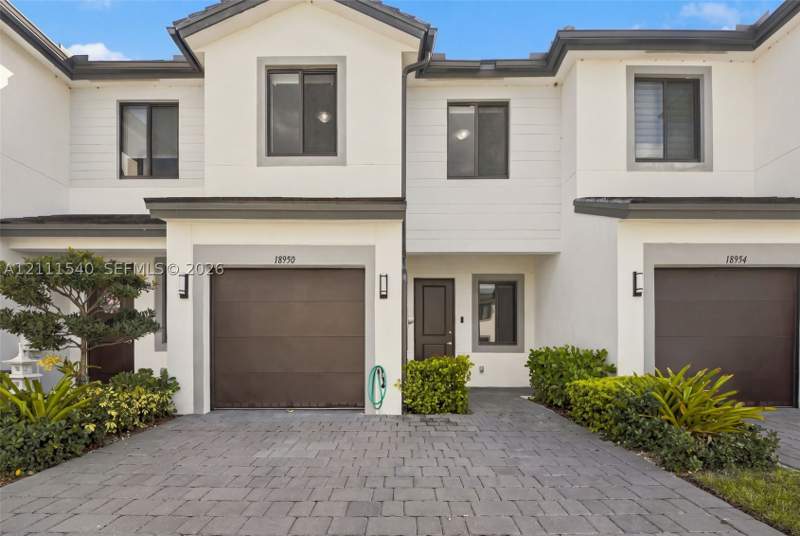 3 bedroom Townhouse at 18950 SW 345th Ter, Century Park Square, Homestead — photo 4