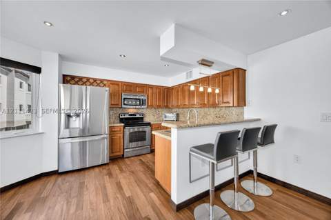 261 Navarre Ave A-3, Coral Gables FL - photo 10 of 26