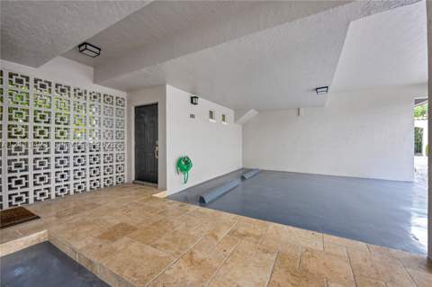 261 Navarre Ave A-3, Coral Gables FL - photo 18 of 26