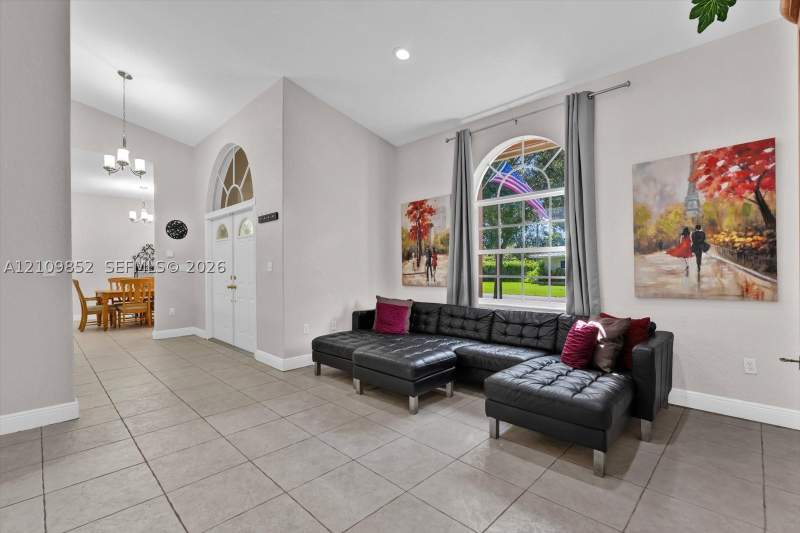 4 bedroom SingleFamilyResidence at 7901 SW 97th St, Kendal Ranches, Miami — photo 5