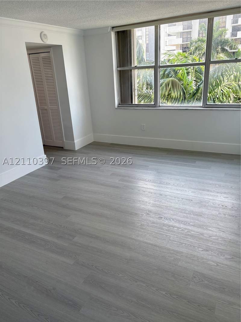3 bedroom Condominium at 625 Biltmore Way 501, Gables Plaza Condo, Coral Gables — photo 3