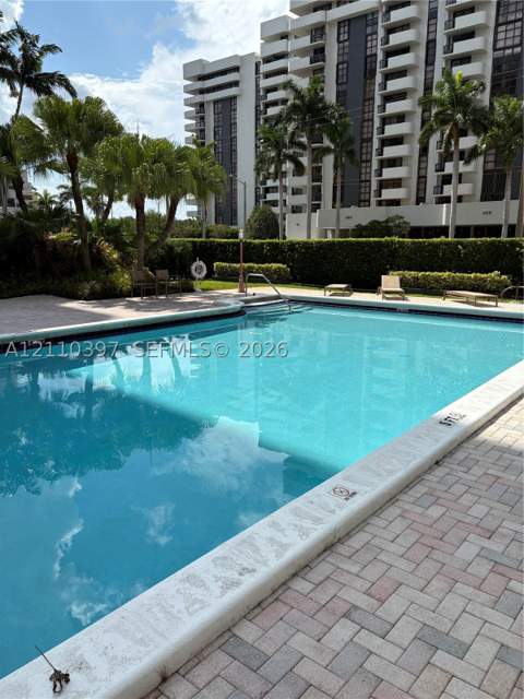 625 Biltmore Way 501, Coral Gables FL - photo 8 of 10